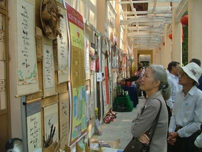Vietnamese poetry day 2010 to be held in three regions